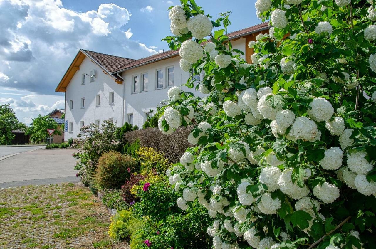 Hotel Gasthof Altmann Eschlkam Exterior foto